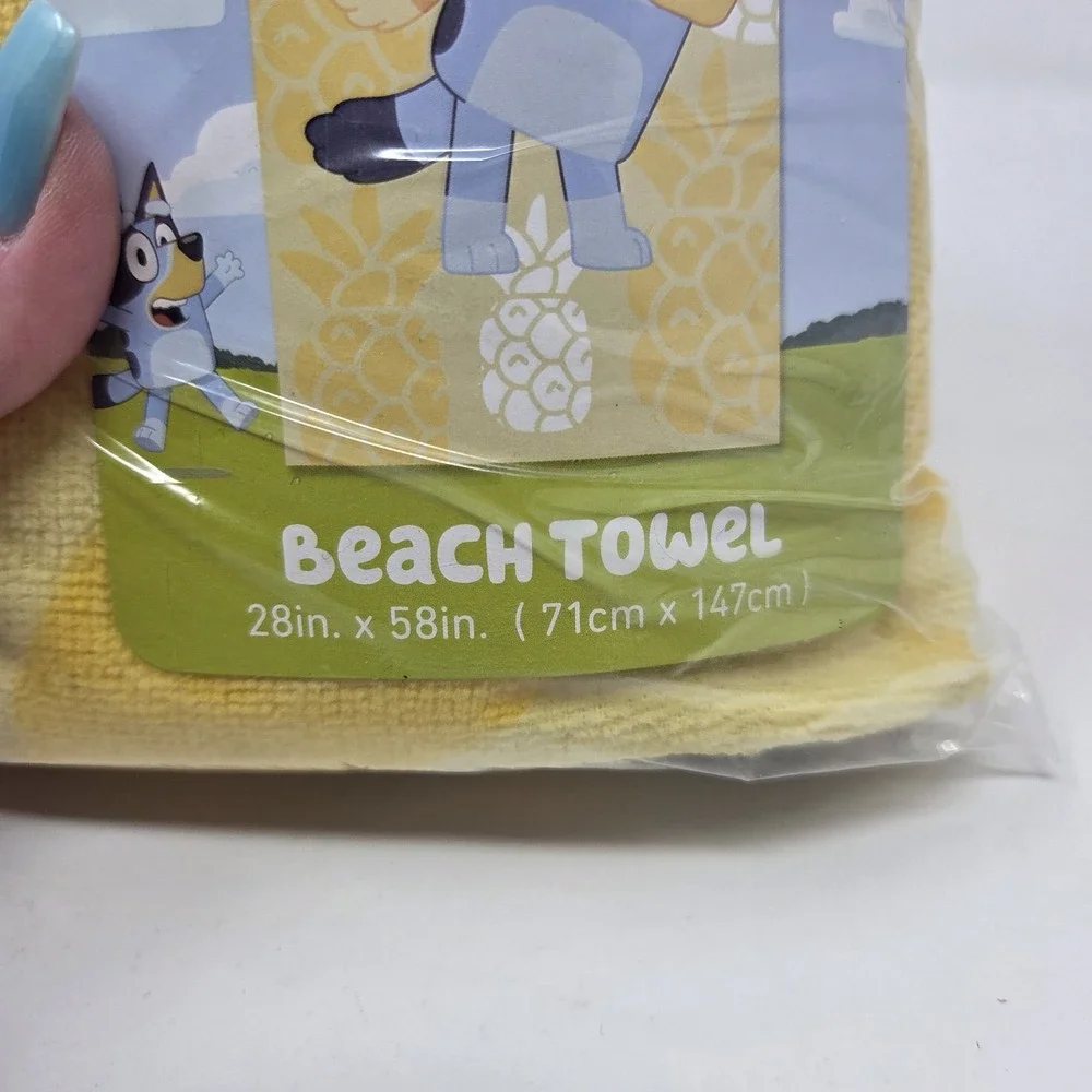 Bluey Bingo Kids Beach Towel 100% Cotton Yellow Pineapple 28x58 New